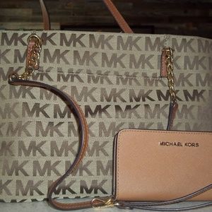 Michael Kors bag and wristlet wallet